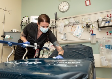 Additional Oregon Guard Members Begin Working in Hospitals