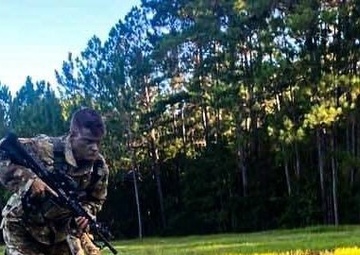 Raider Soldiers Conduct Individual Movement Technique Training