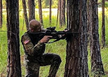 Raider Soldiers Conduct Individual Movement Technique Training