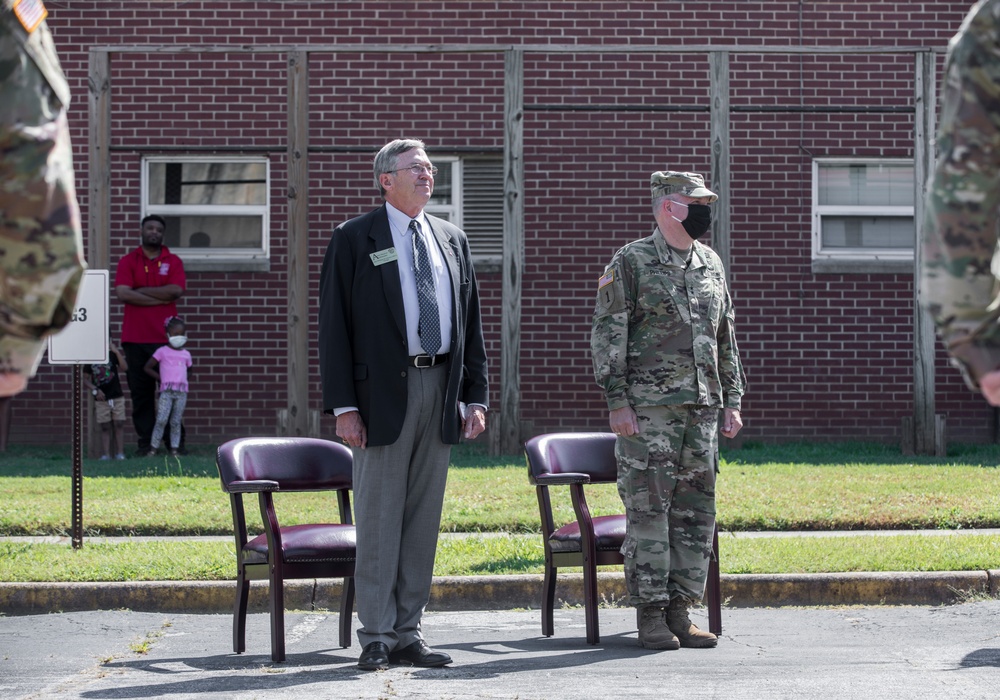 335th Signal Command (Theater) Ready Lightning Soldiers Deploy Overseas