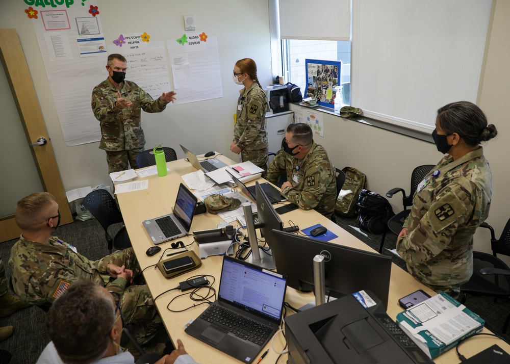 U.S. Army Medical Team Decompresses Idaho Hospital