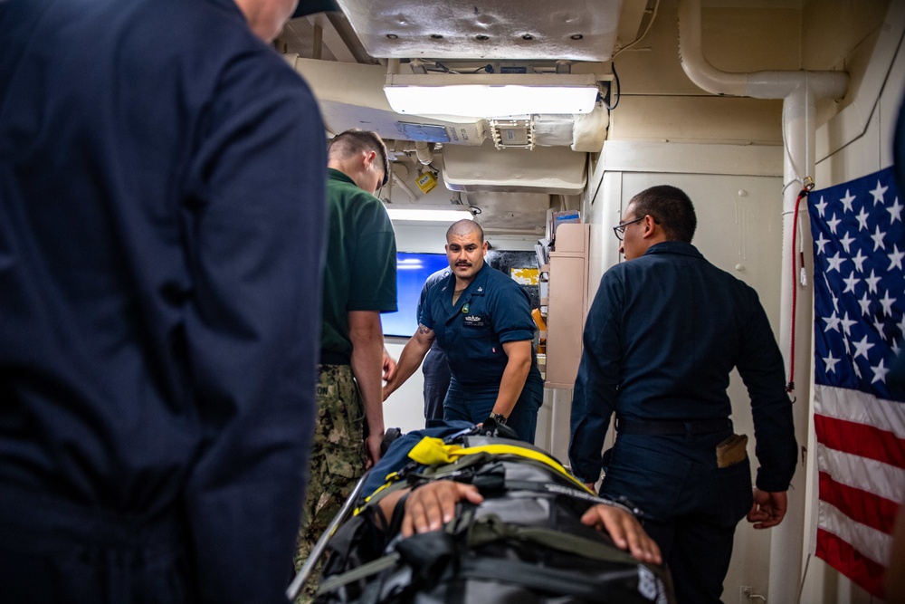 USS O'Kane (DDG 77) Conducts Casualty Training