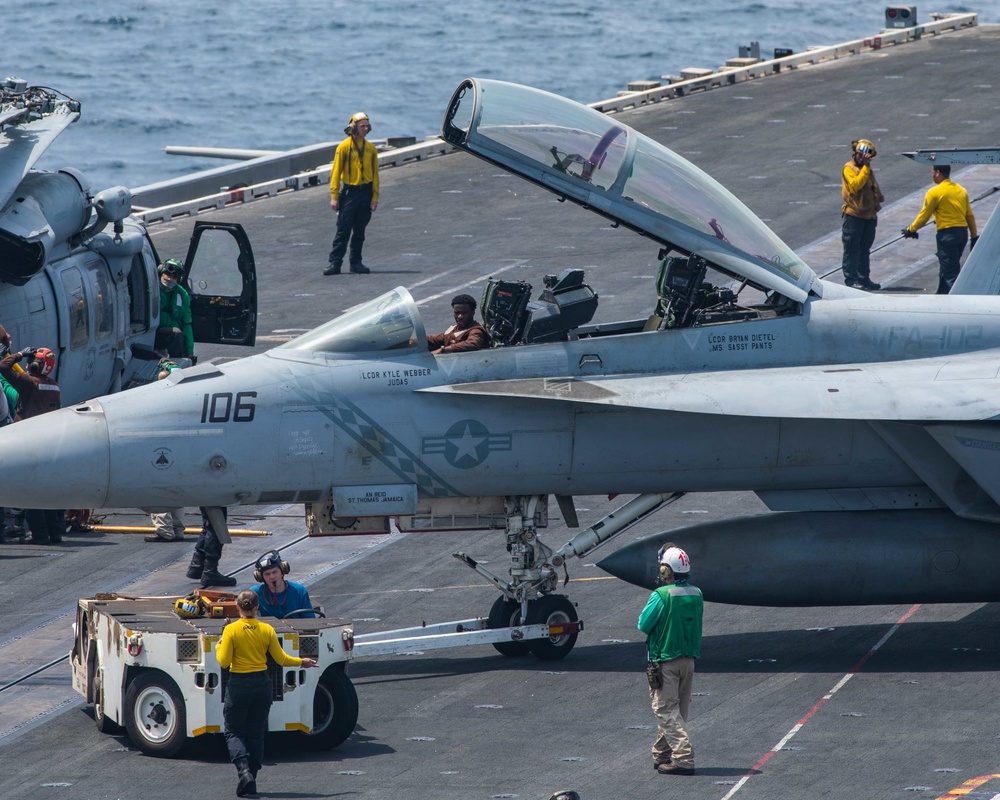 USS Ronald Reagan (CVN 76) Flight Operations