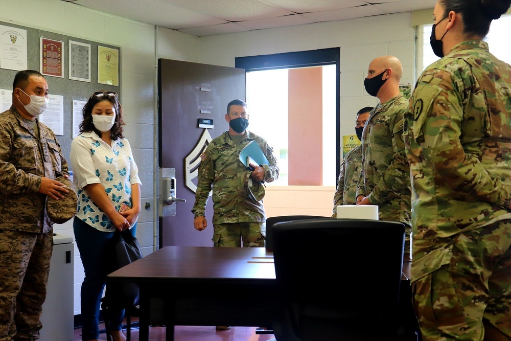 The Mongolian Land Force's Senior Enlisted Leader visits the NCO Academy Hawaii