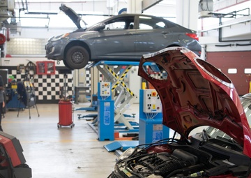 Vicenza Auto Skills Center performs automotive repairs - Photo 1