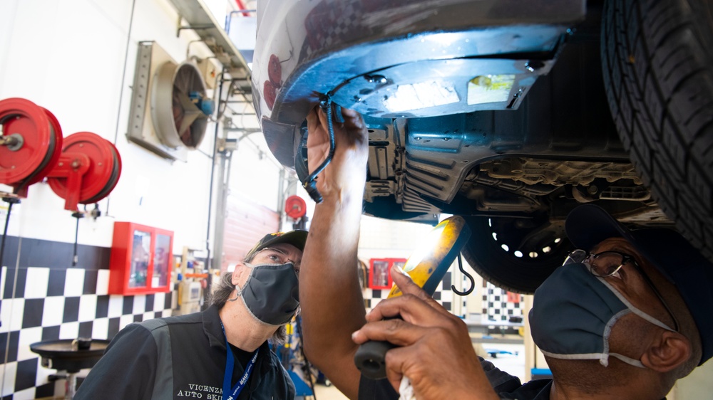 Vicenza Auto Skills Center performs automotive repairs - Photo 4