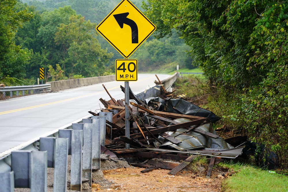 Debris On Side Of Bridge in Tennessee