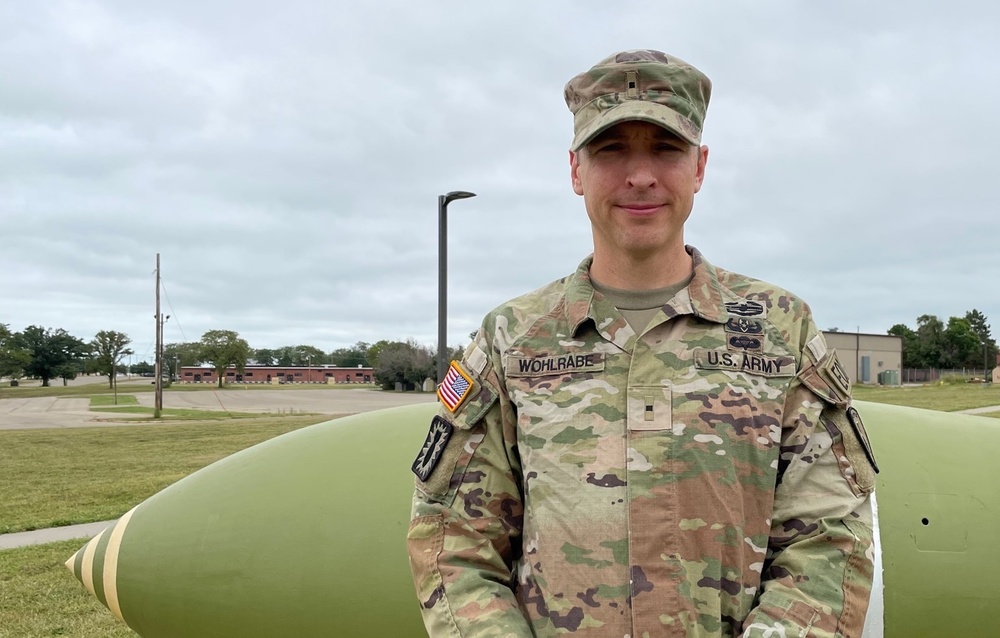 DVIDS News U S Army EOD Technician Selected For Defense Attach 