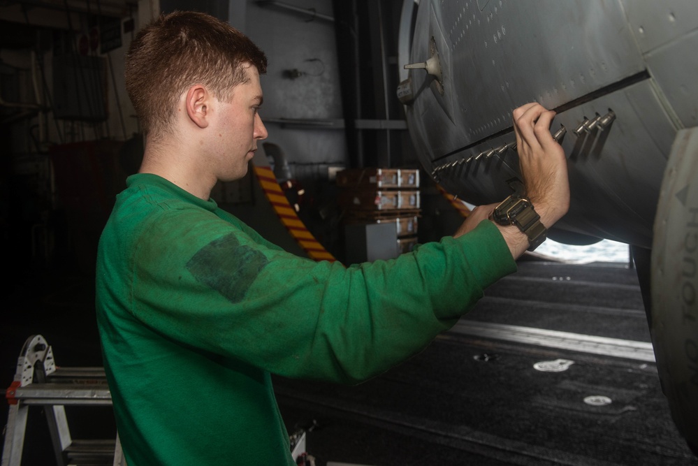 USS Ronald Reagan (CVN 76) Hangar Bay