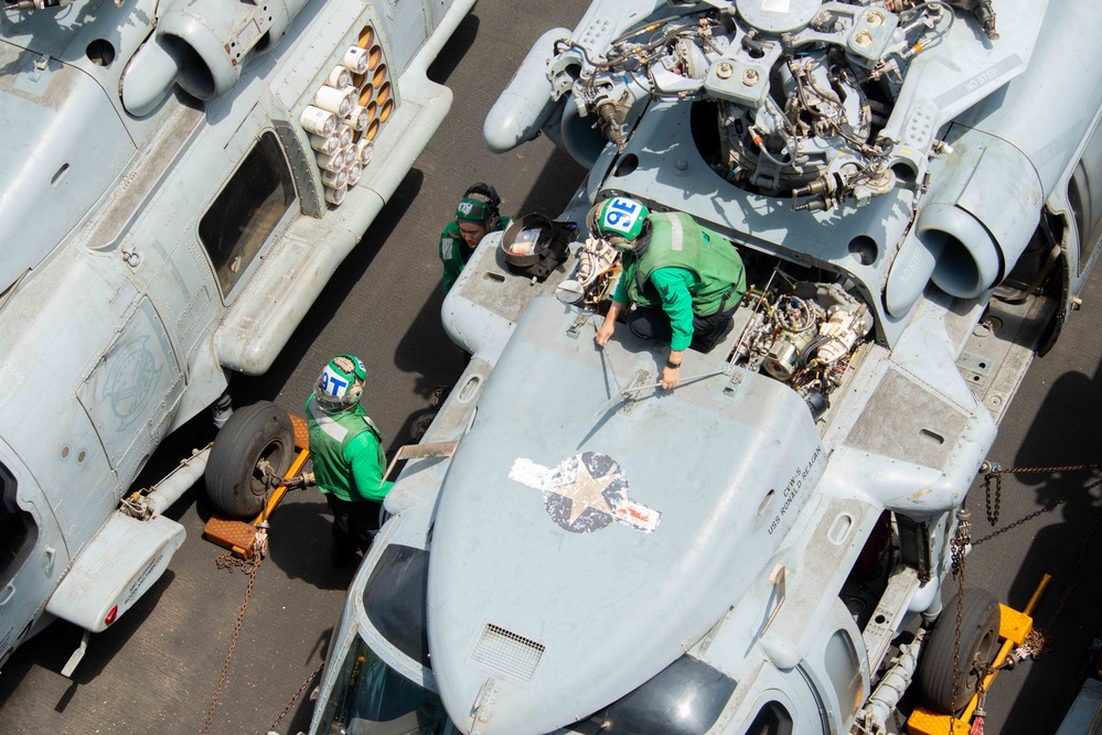 USS Ronald Reagan (CVN 76) Flight Operations