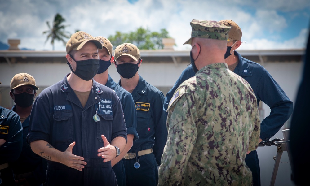 MCPON Visits USS Chung-Hoon Crew