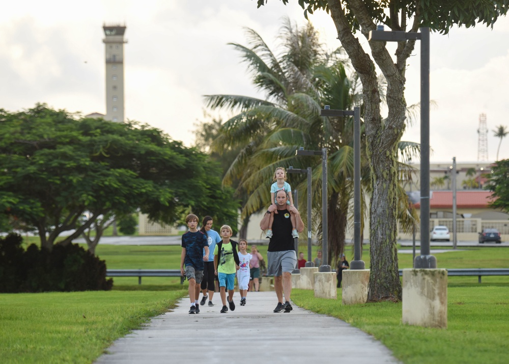 13 hour walk commemorating 13 lives lost
