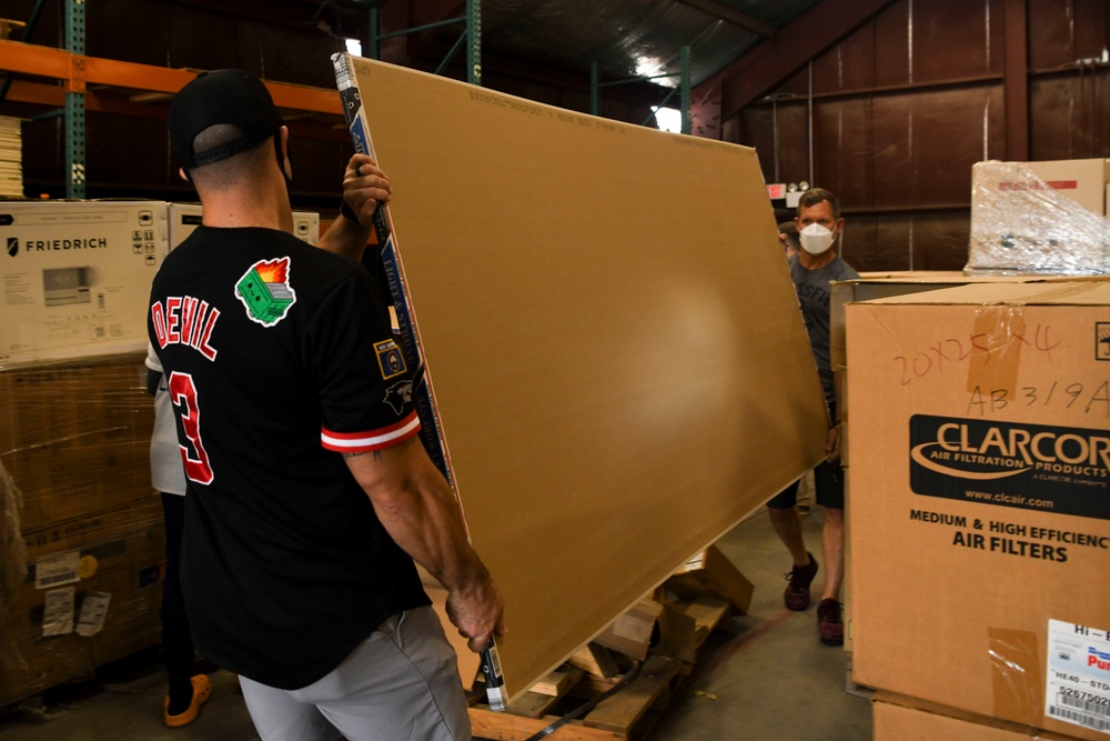 8th Fighter Wing &quot;Habitat for Packmanity&quot; Initiative provides volunteer Airmen a way to  improve base infrastructure