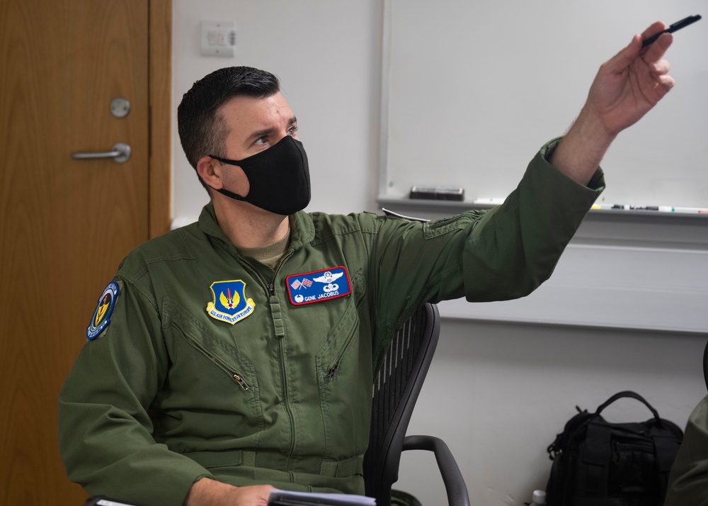 100 ARW commander makes first flight as wing commander