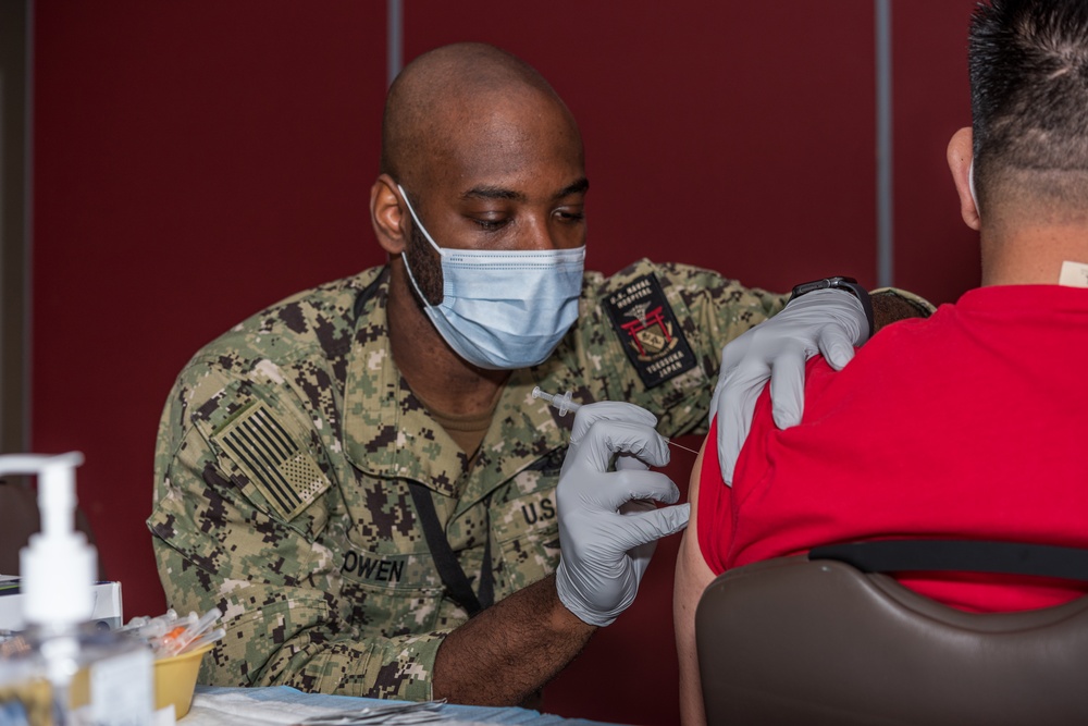 Naval Air Facility Atsugi administers COVID-19 vaccines