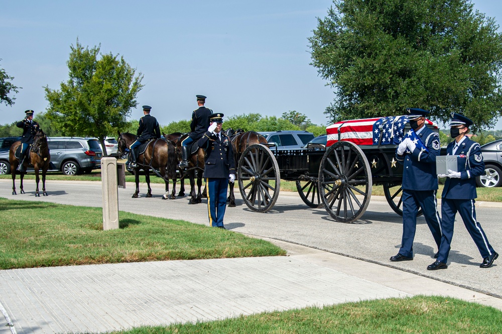 Col. Richard &quot;Dick&quot; Cole, last Doolittle Raider, laid to rest at Fort Sam Houston Cemetery