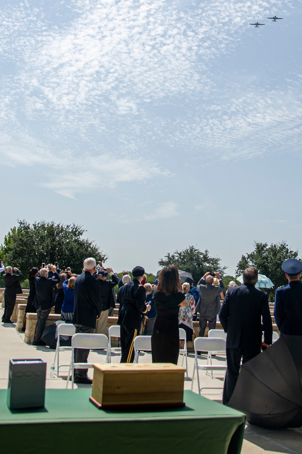 Col. Richard &quot;Dick&quot; Cole, last Doolittle Raider, laid to rest at Fort Sam Houston Cemetery