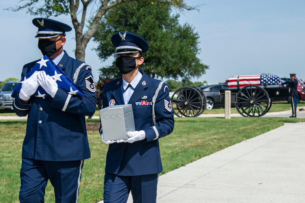 Col. Richard &quot;Dick&quot; Cole, last Doolittle Raider, laid to rest at Fort Sam Houston Cemetery