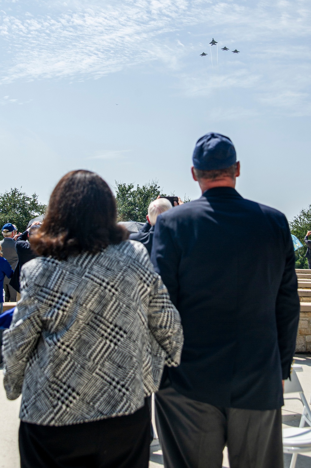 Col. Richard &quot;Dick&quot; Cole, last Doolittle Raider, laid to rest at Fort Sam Houston Cemetery