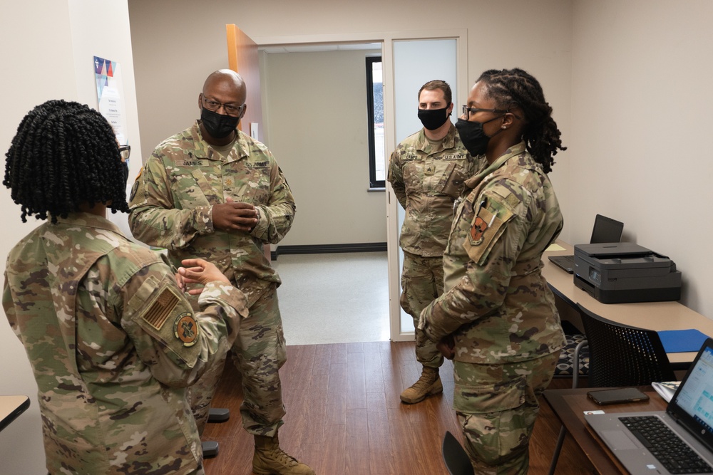 DoD Medical Support Team increases Louisiana hospital’s capacity on multiple fronts as it fights COVID-19 in Baton Rouge