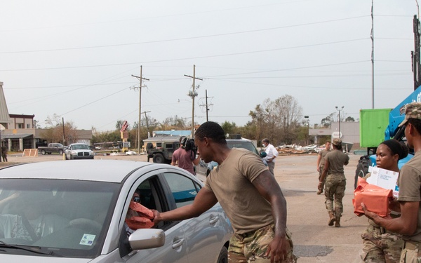 170th Military Police Battalion Assisting at a Point of Distribution