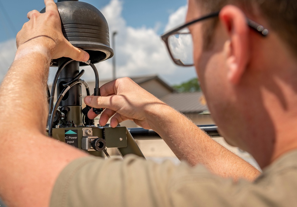 2nd CWSS hosts deployed weather systems training