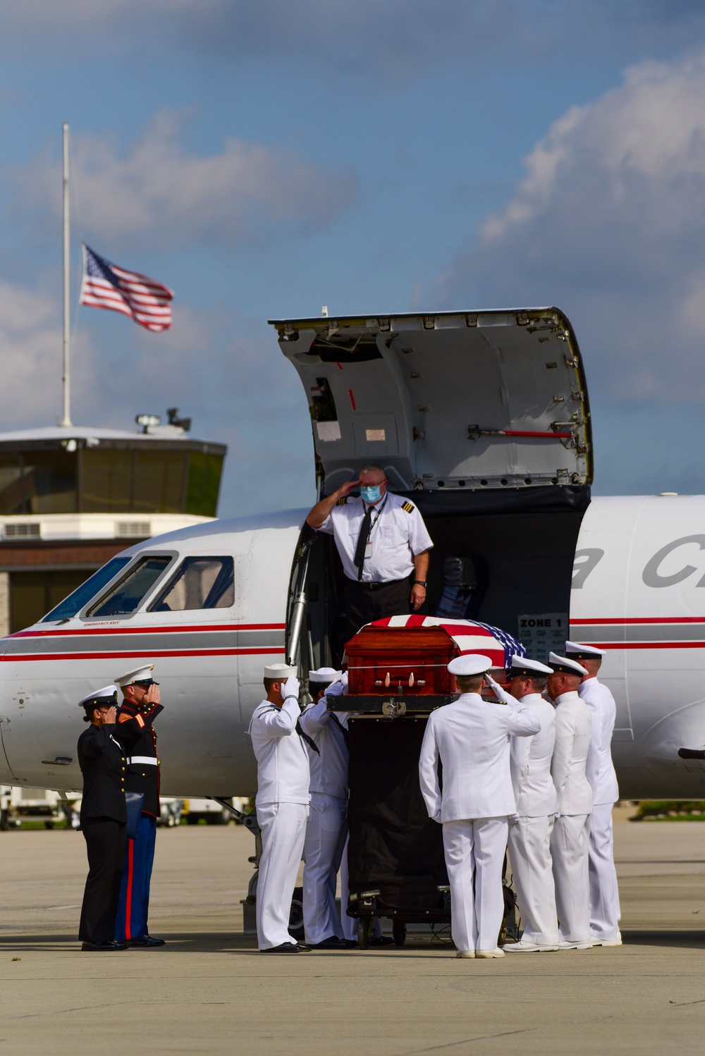 HM3 Soviak's Remains Arrive in Cleveland, Ohio