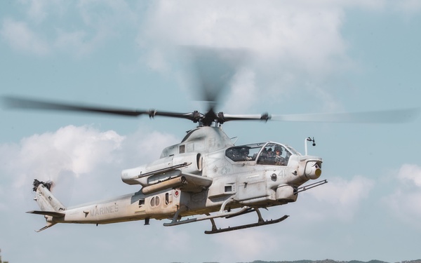 HMLA-169 Conducts IWX