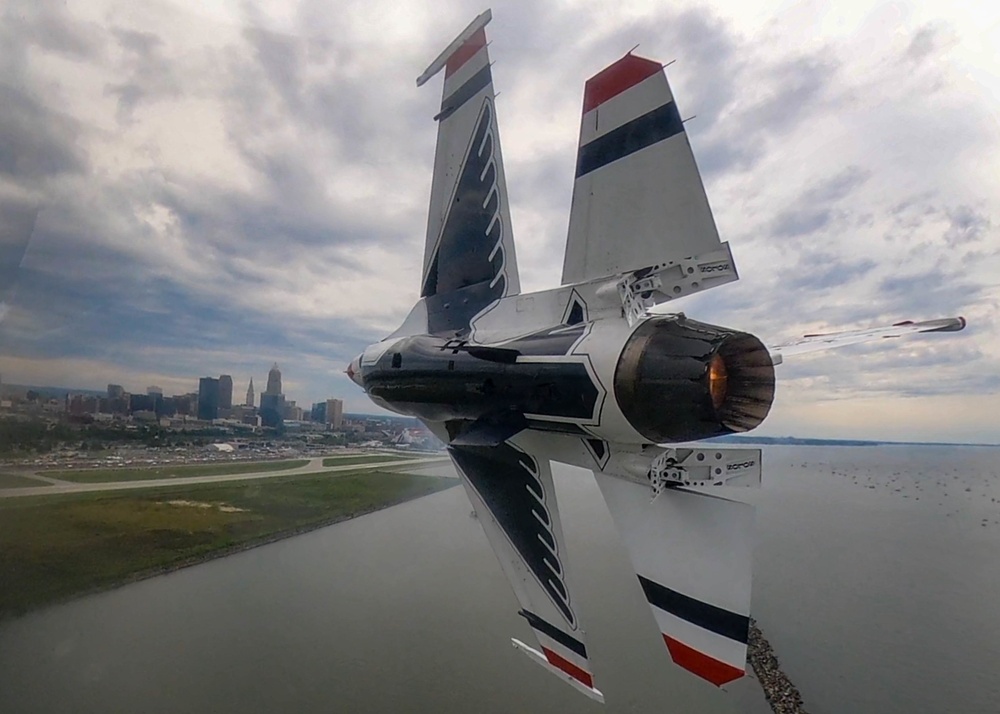 DVIDS Images Thunderbirds Finish Cleveland National Air Show with