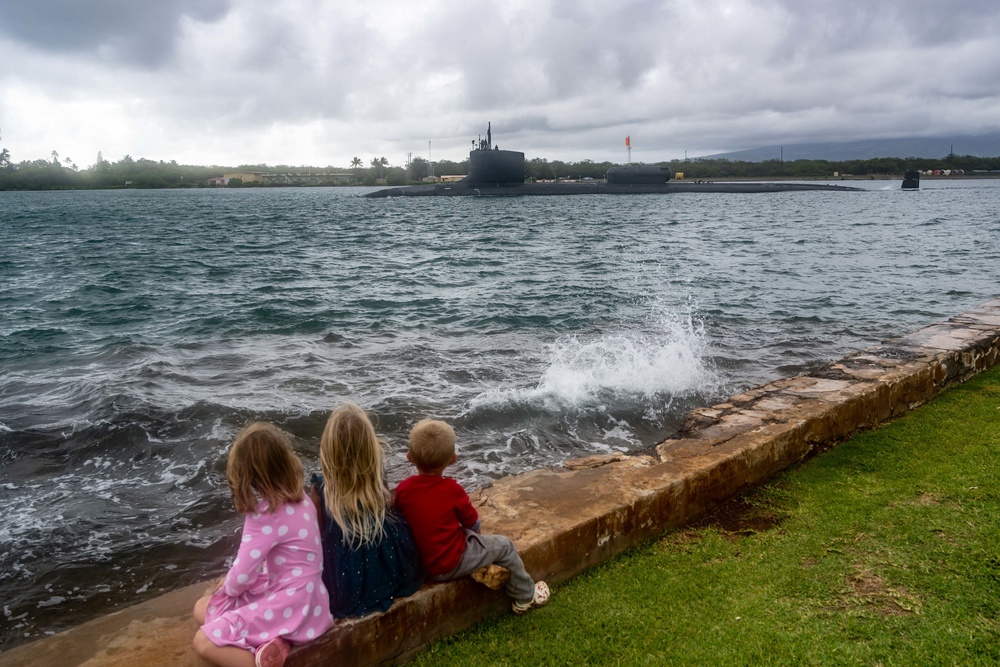 USS North Carolina departs Joint Base Pearl Harbor-Hickam