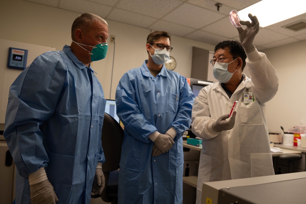 Chief Master Sergeant Justin Apticar visits 51st Medical Group