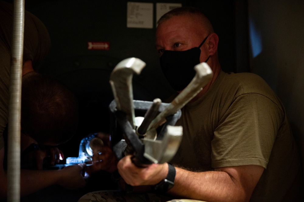 Chief Master Sergeant Justin Apticar visits 51st Civil Engineering Squadron