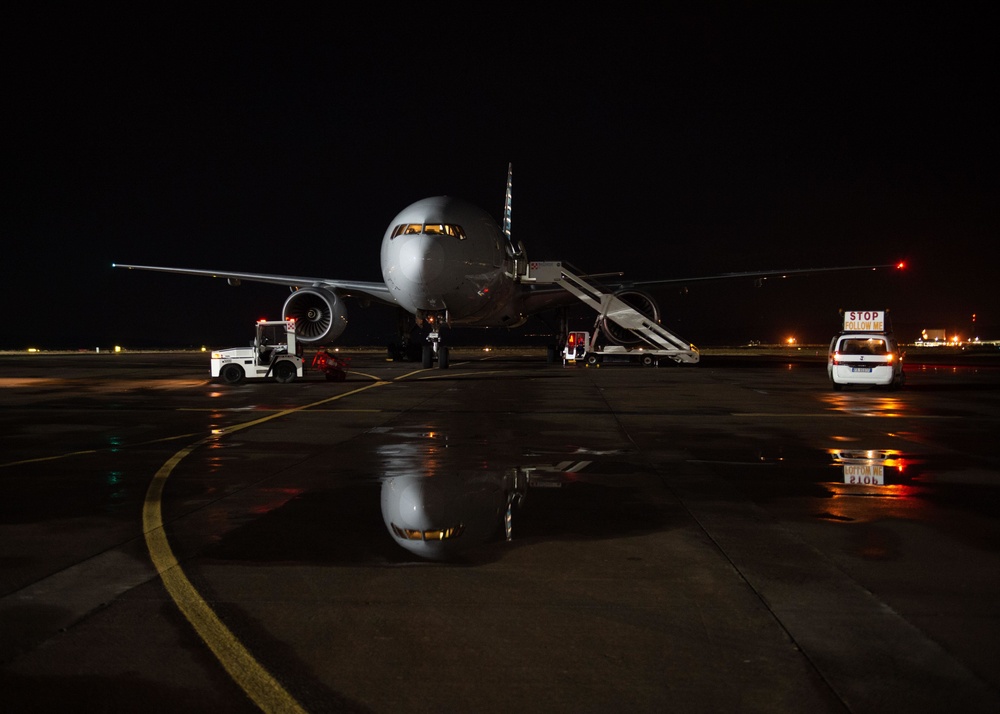 Evacuees from Afghanistan Depart NAS Sigonella for United States