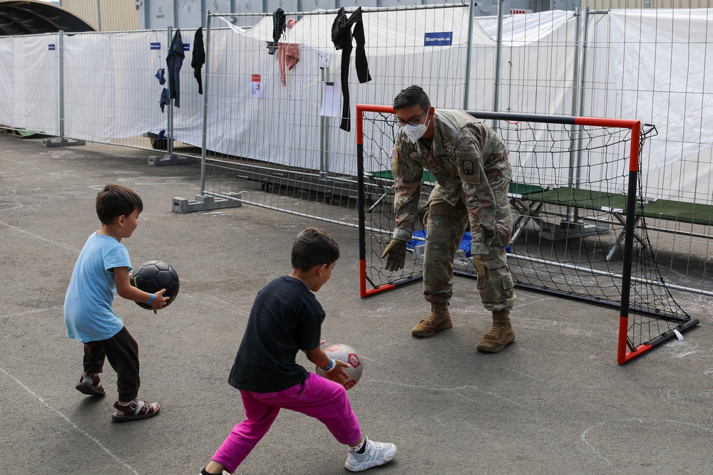 21st TSC assists Afghan Evacuees