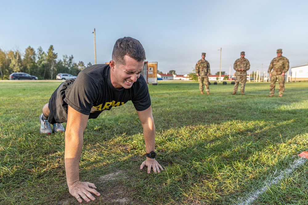 Dvids - Images - Spc. Nicholas Kyne Performs A Hand Release Push-up 