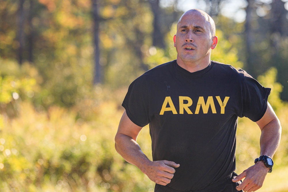 Staff Sgt. Jonathan Chacon runs