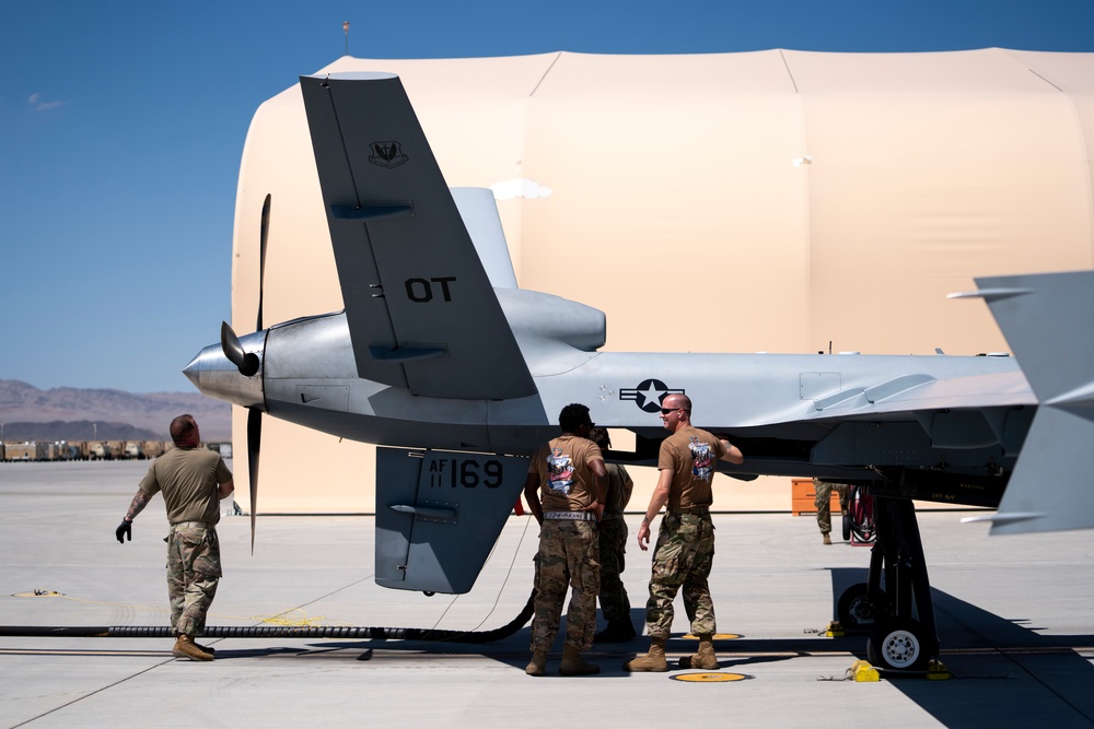 556th TES tests warm refuel