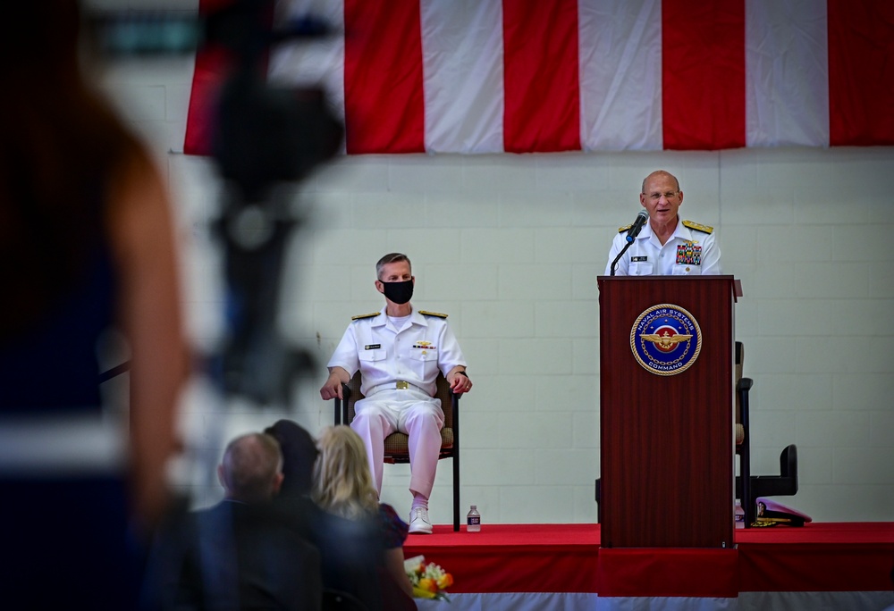 CNO Attends NAVAIR Change of Command