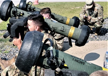 Soldiers train on Javelin Close Combat Weapon System at Fort McCoy