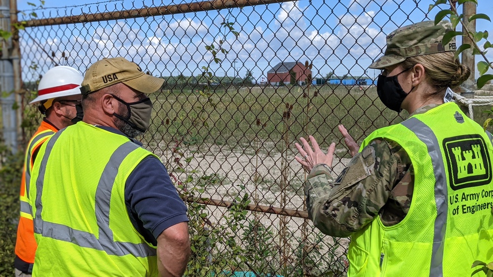 LRD Commander visits Buffalo District Ohio area