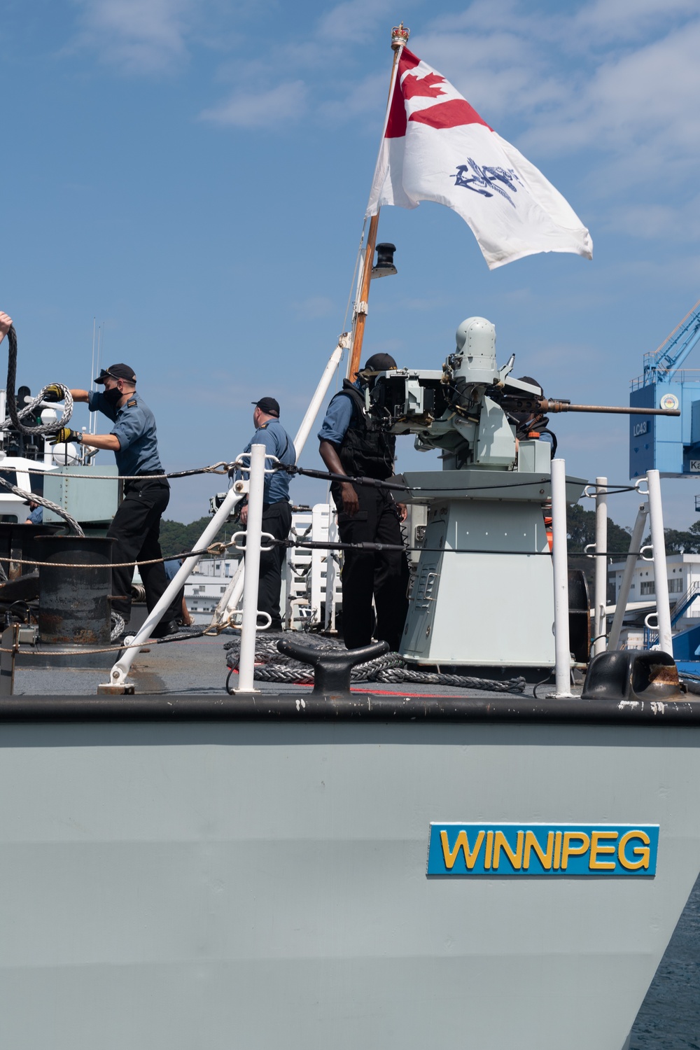 Royal Canadian Navy's HMCS Winnipeg arrives at CFAY