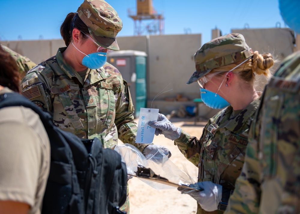 Airmen train for search and recovery operations
