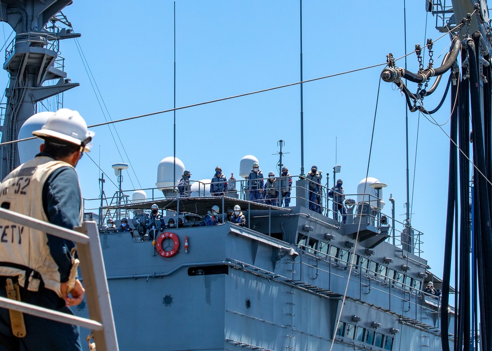 Japan Maritime Self-Defence Force Sailors Observe as USS Barry conducts a Replenishment-at-sea