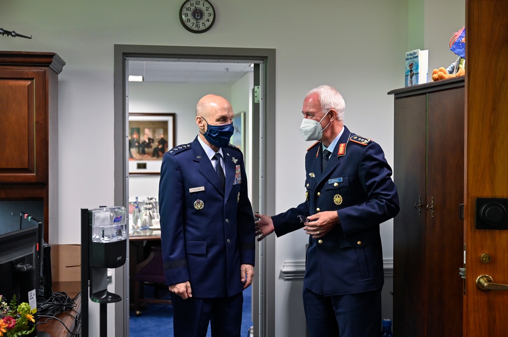 VCSAF Allvin meets German Lt. Gen. Rieks