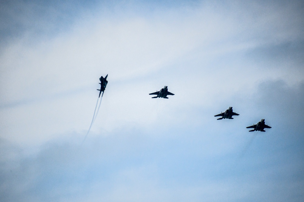 Strike Eagle's Arrive at Hulman Field