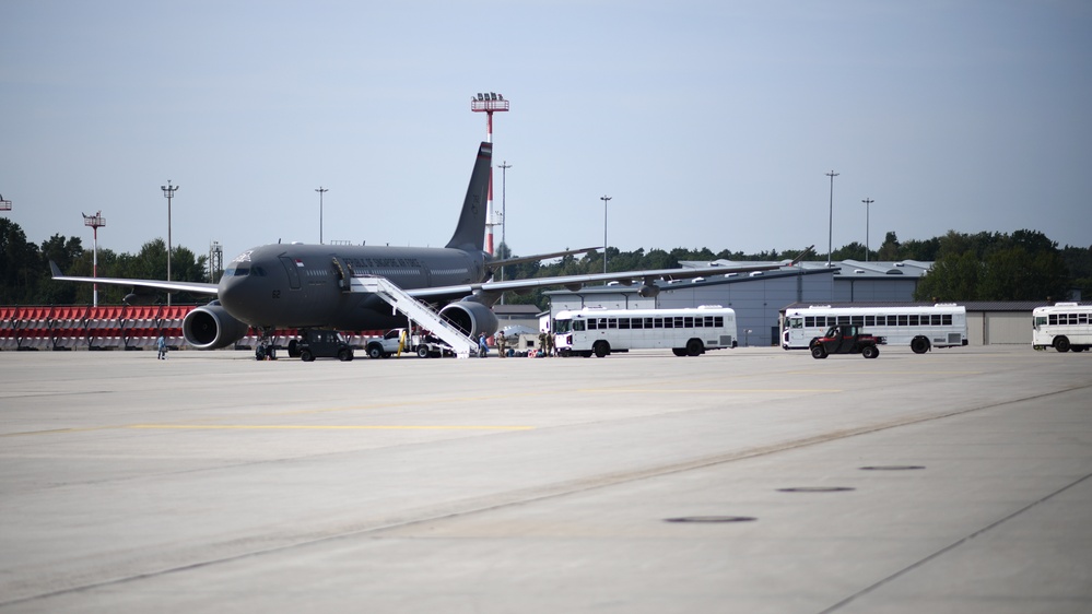 Evacuees arrive from the Republic of Singapore