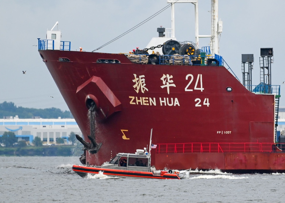 Coast Guard, local partners escorts new Neo-Panamax cranes to Port of Baltimore