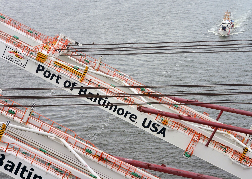 Coast Guard, local partners escorts new Neo-Panamax cranes to Port of Baltimore