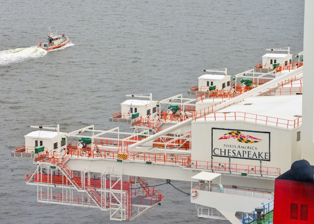 Coast Guard, local partners escorts new Neo-Panamax cranes to Port of Baltimore