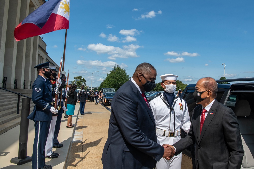 Secretary Austin host  Republic of the Philippines National Defense Secretary Delfin N. Lorenzana